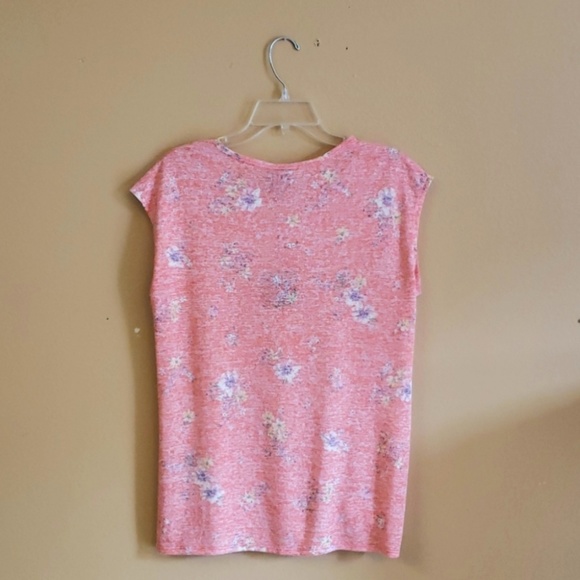 Bobeau Floral Top - Picture 2 of 4